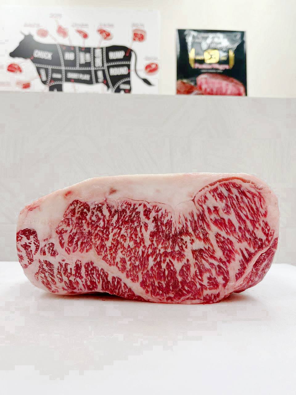 Oita Striploin A4 (200g)