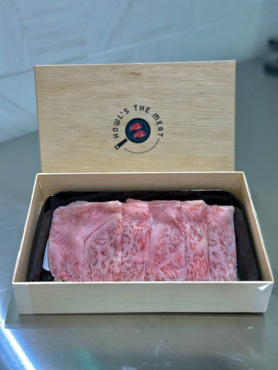 Daiei Kuroushi Striploin A5 Wagyu Beef Tottori (200g)